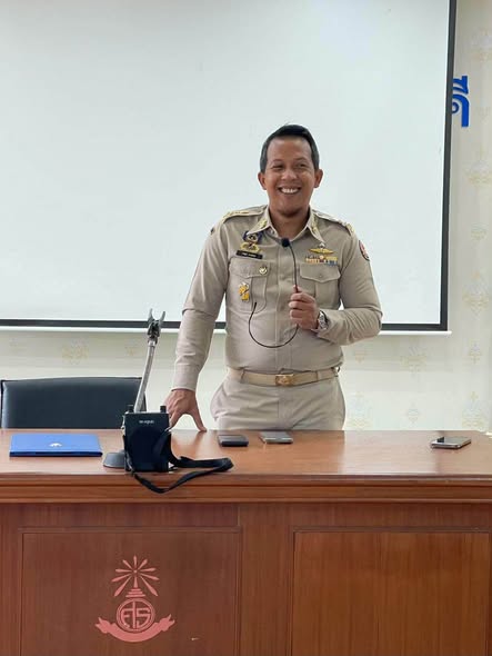 พอ.มายอ ร่วมพิธีเปิดโครงการอบรมเสริมสร้างเทคนิคและทักษะการขับขี่อย่างปลอดภัย เพื่อลดจำนวนการเกิดอุบัติเหตุทางถนนในพื้นที่อำเภอมายอ จังหวัดปัตตานี รุ่นที่ 1 
