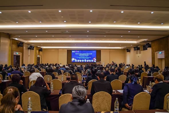  พช.มายอ ร่วมโครงการ Money School สร้างวิทยากรต้นแบบ “ครู ก” พัฒนารายได้ บริหารหนี้อย่างมืออาชีพ เสริมทักษะการเงินแก่คนกองทุนพัฒนาบทบาทสตรี 